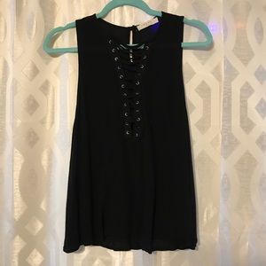 Black Lace-Up Tank Top Shirt. Size L